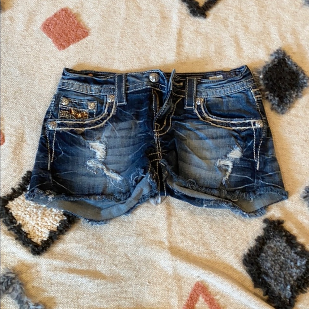 selling these miss me jean shorts !